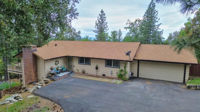 $419,000 | 12615 Hilltop Court, Pine Grove, CA 95665