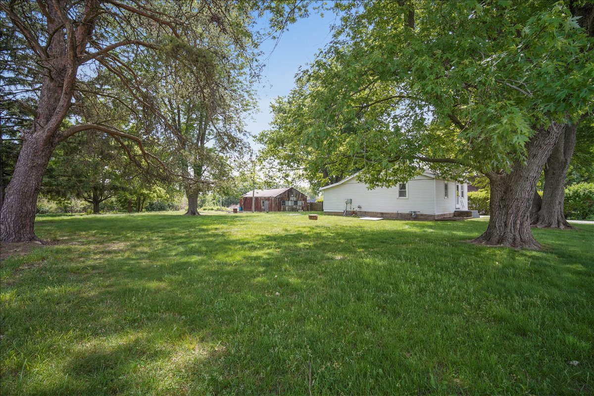 19133 East 850 North Road Bloomington, IL 61705 - Photo 4 of 25