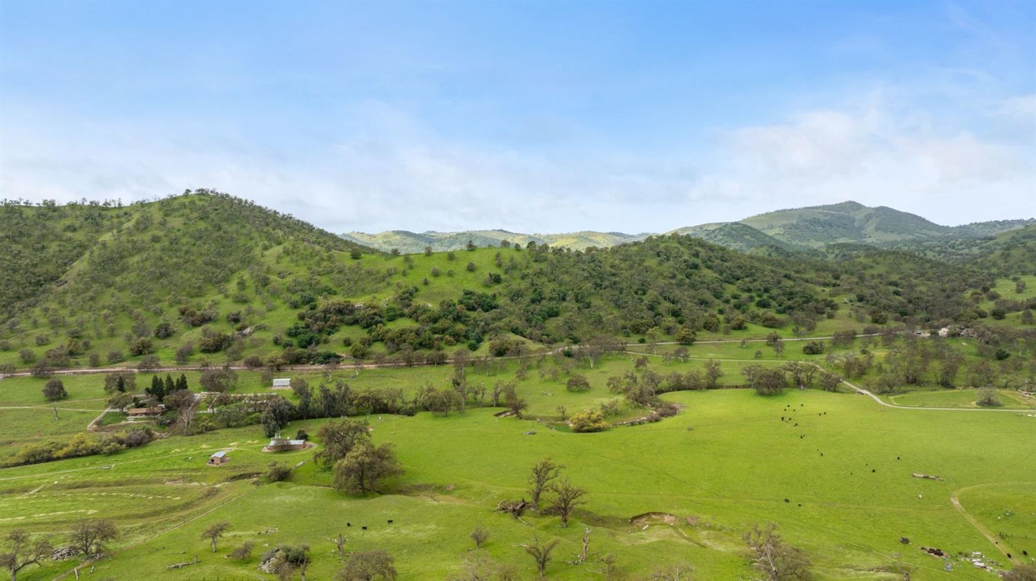 53660 Drive 152 Orosi, CA 93647 - Photo 9 of 48 a view of lake with mountain