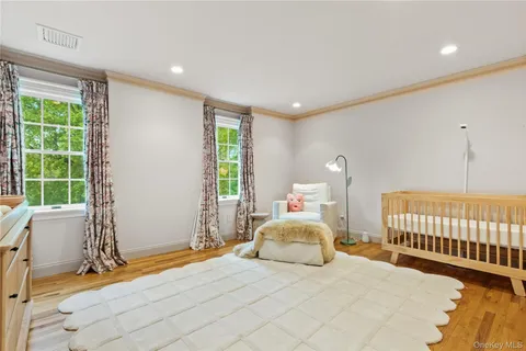 $3,450,000 | 6 Round House Court, Bedford, NY 10506