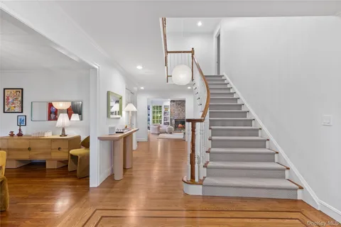 $3,450,000 | 6 Round House Court, Bedford, NY 10506
