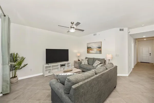 $3,000 | 12550 Galapagos Street, Unit 104, Venice, FL 34293