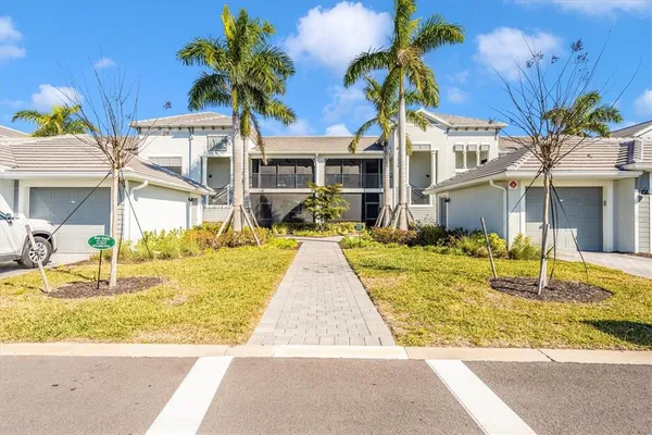 $3,000 | 12550 Galapagos Street, Unit 104, Venice, FL 34293