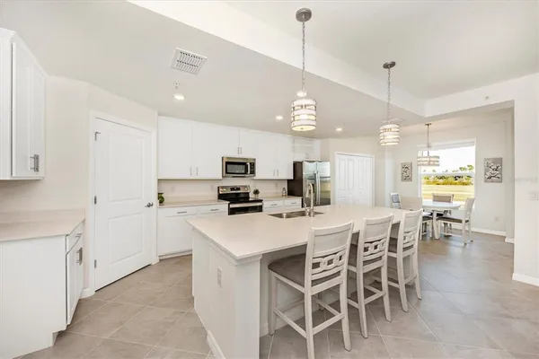 $3,000 | 12550 Galapagos Street, Unit 104, Venice, FL 34293