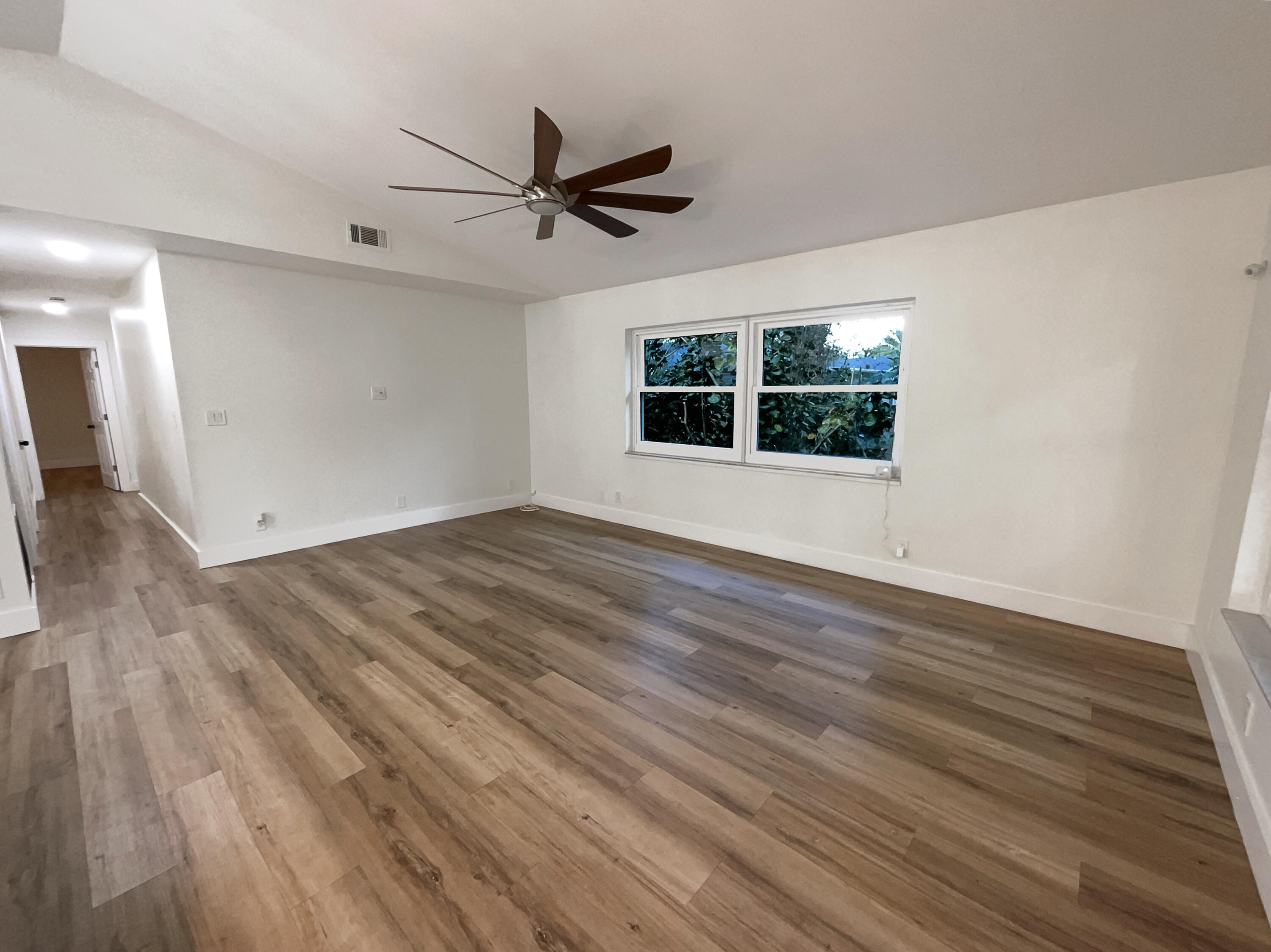 4817 Lincoln Road Delray Beach, FL 33445 - Photo 3 of 25 listing_2