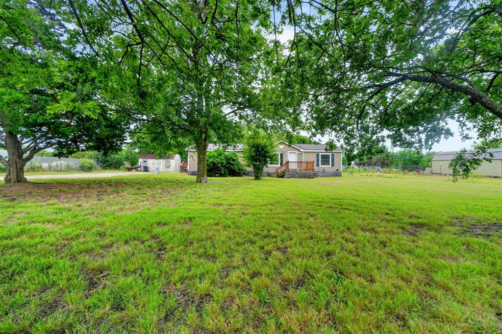929 West Sterrett Road Waxahachie, TX 75167 - Photo 32 of 40