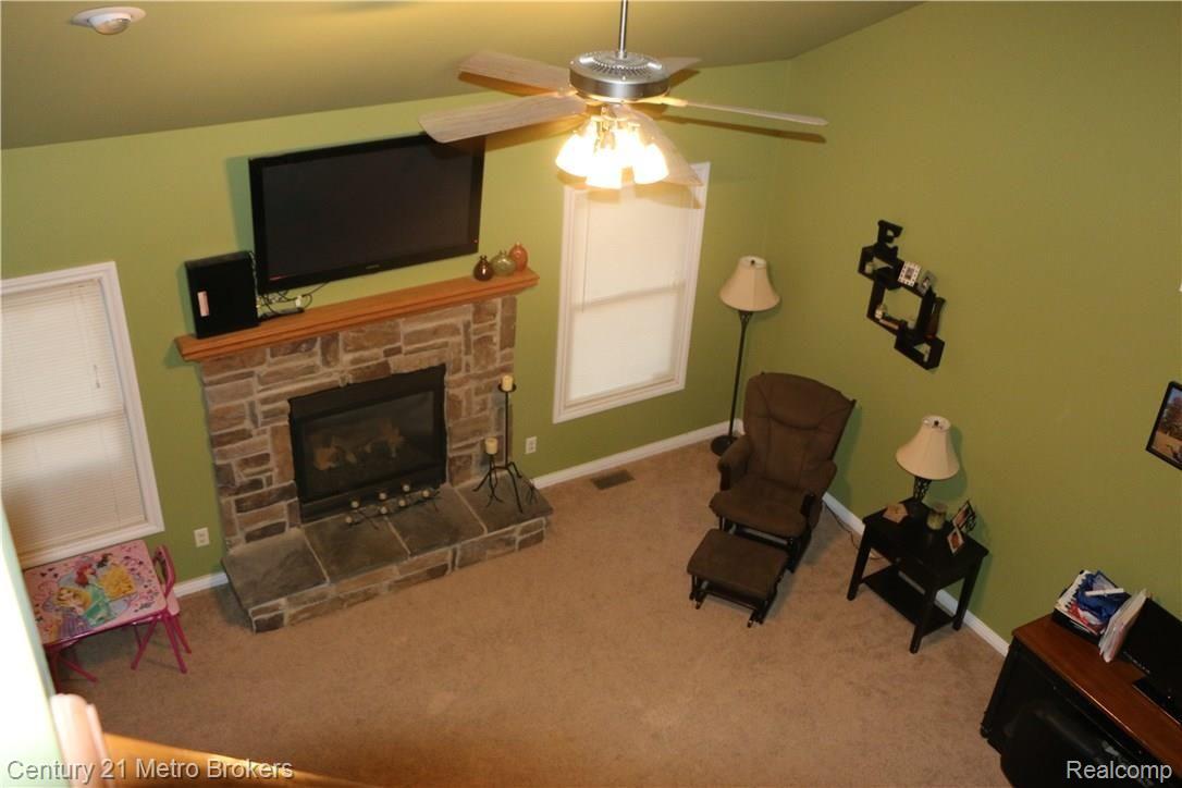 3172 South Vassar Road Burton, MI 48519 - Photo 5 of 29 IMG_1671 - Copy.JPG