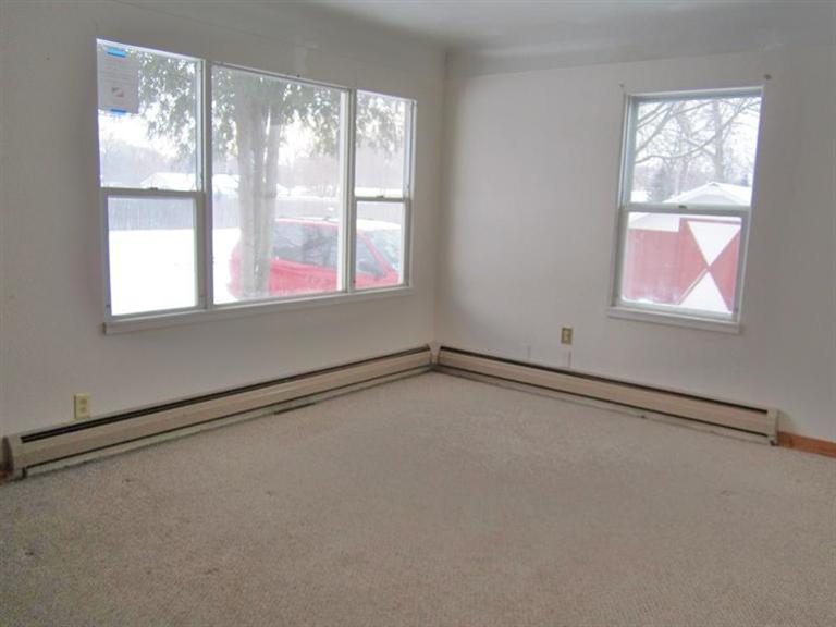 39 South Dengler Road Muskegon, MI 49442 - Photo 2 of 14 Additional Photo