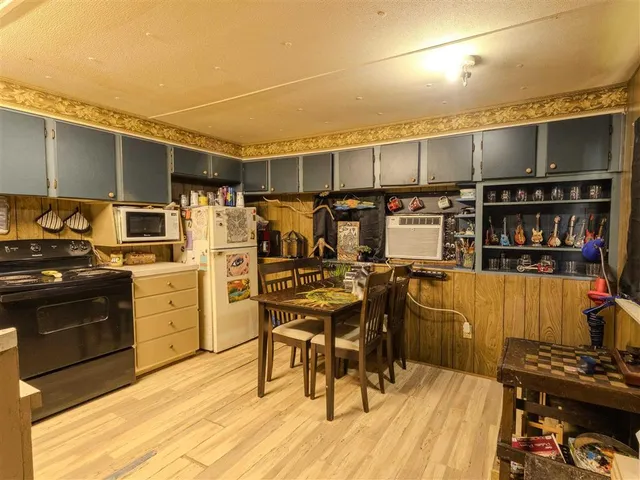 $395,000 | 2352 Salmon Street, Lake Charles, LA 70605