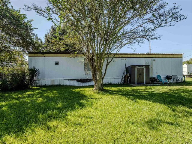 $395,000 | 2352 Salmon Street, Lake Charles, LA 70605