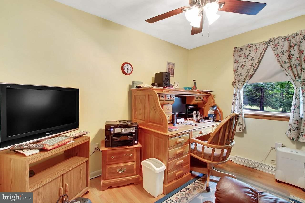 729 Academy Road York, PA 17406 - Photo 14 of 25 Gallery Image 14
