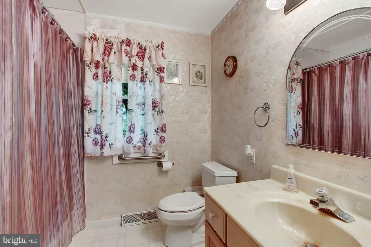 729 Academy Road York, PA 17406 - Photo 15 of 25 Gallery Image 15