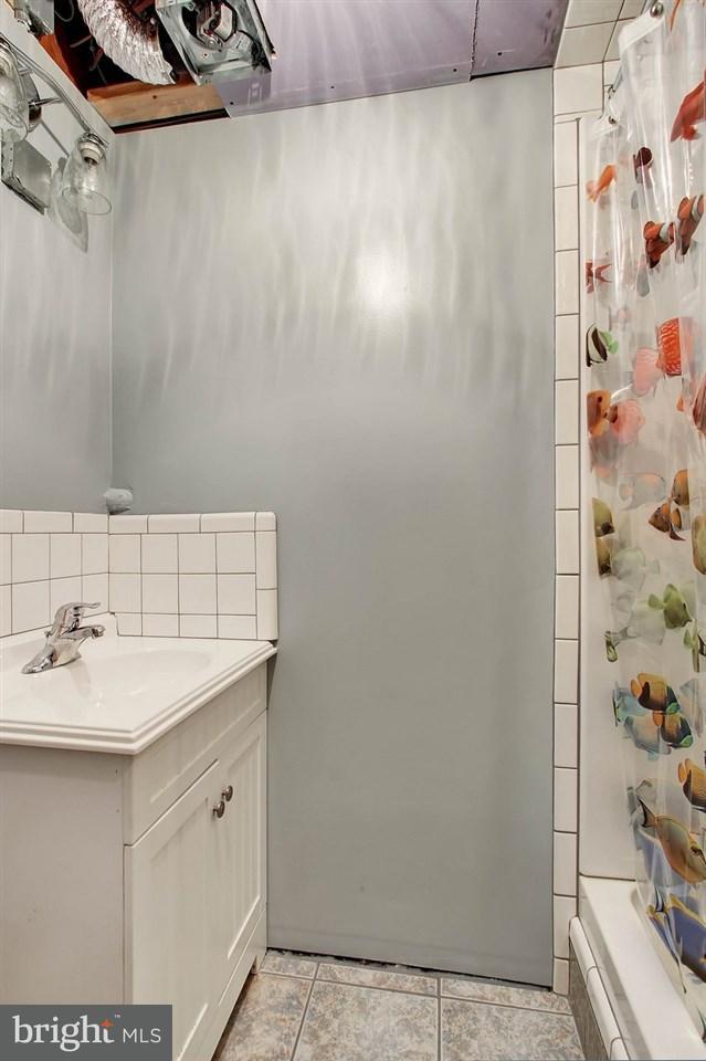 729 Academy Road York, PA 17406 - Photo 18 of 25 Gallery Image 18