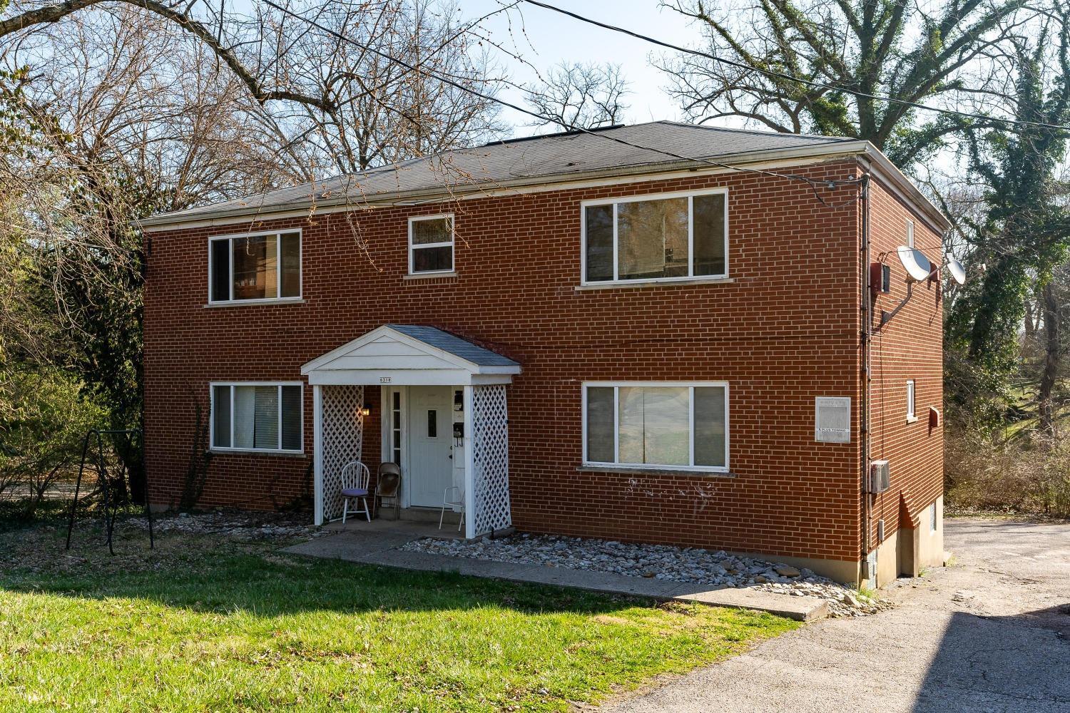 6310 Plainfield Road Silverton, OH 45213 - Photo 6 of 31