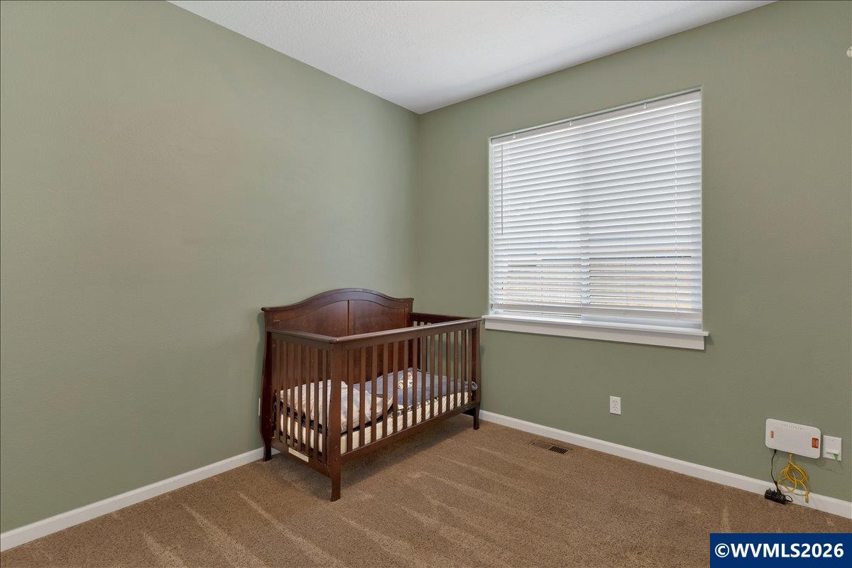 284 Southwest Wyatt Street Dallas, OR 97338 - Photo 25 of 38