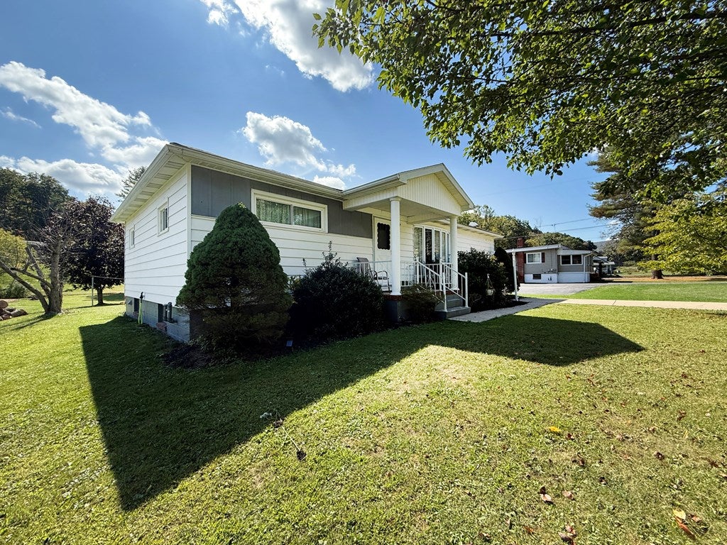 8075 Loop Road Alexandria, PA 16611 - Photo 11 of 55 Gallery Image 11