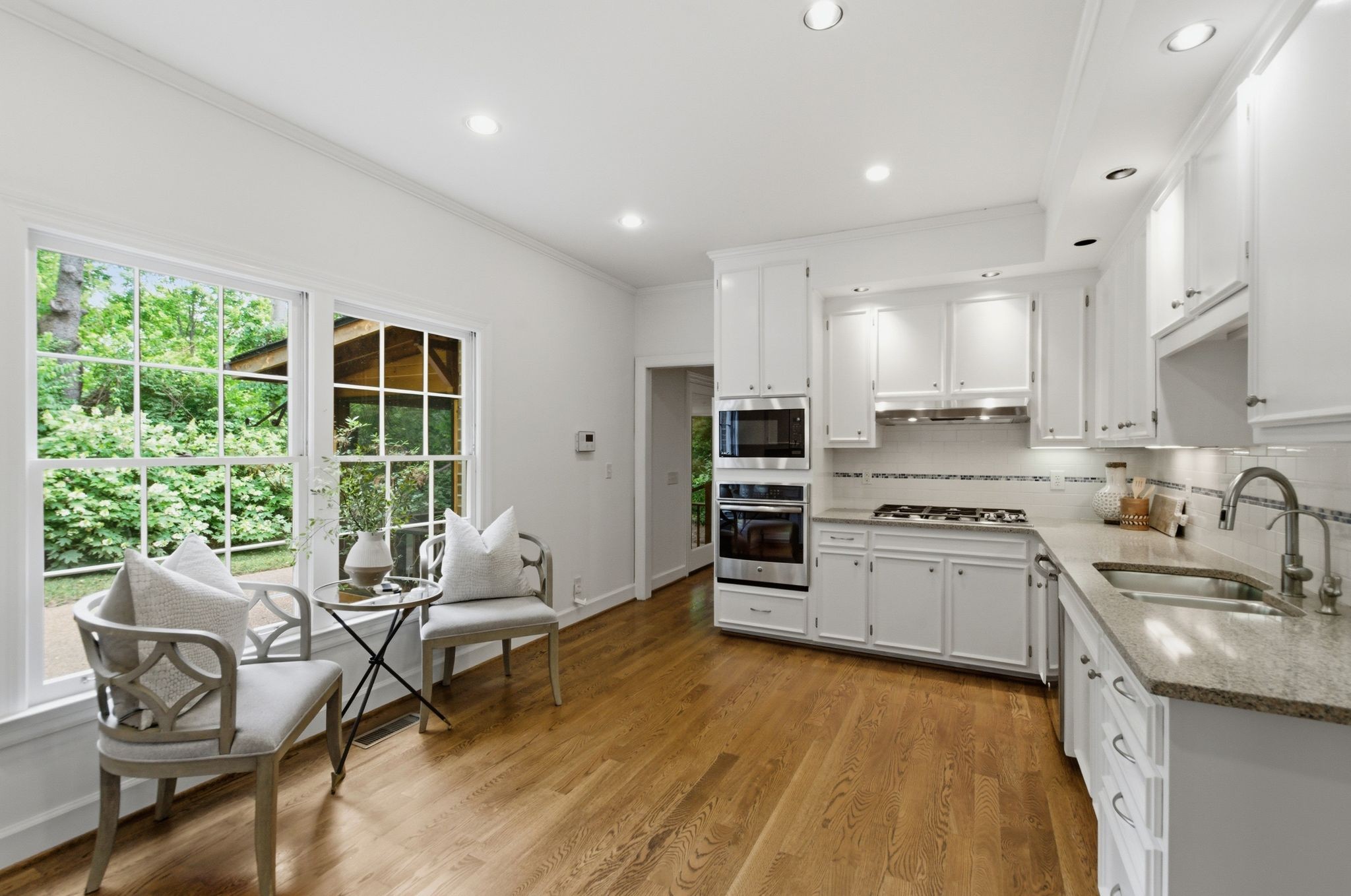 4106 Estes Road Nashville, TN 37215 - Photo 16 of 48