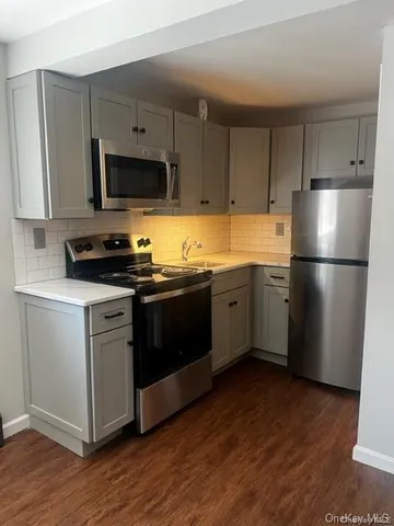 $1,495 | 15 Orange Avenue, Unit 2, Walden, NY 12586