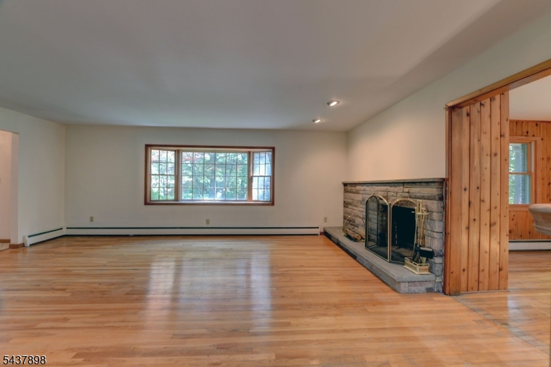 34 Knoll Road Wayne, NJ 07470 - Photo 10 of 50