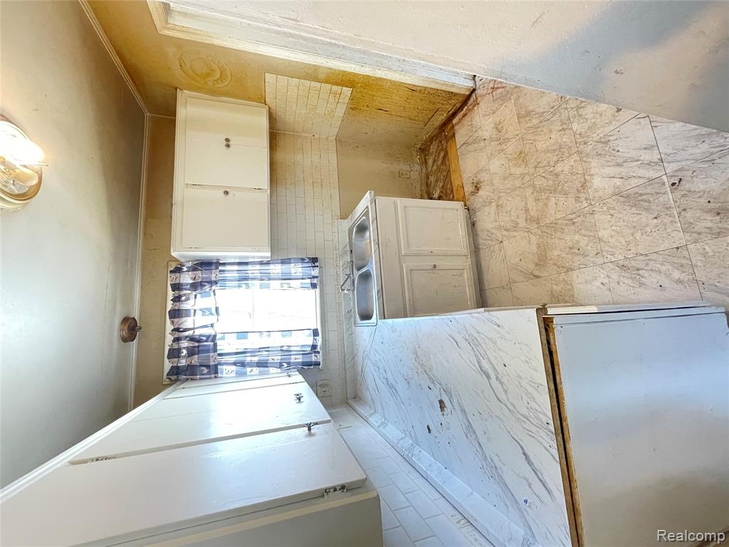 10670 Nottingham Road Detroit, MI 48224 - Photo 6 of 15 Gallery Image 6