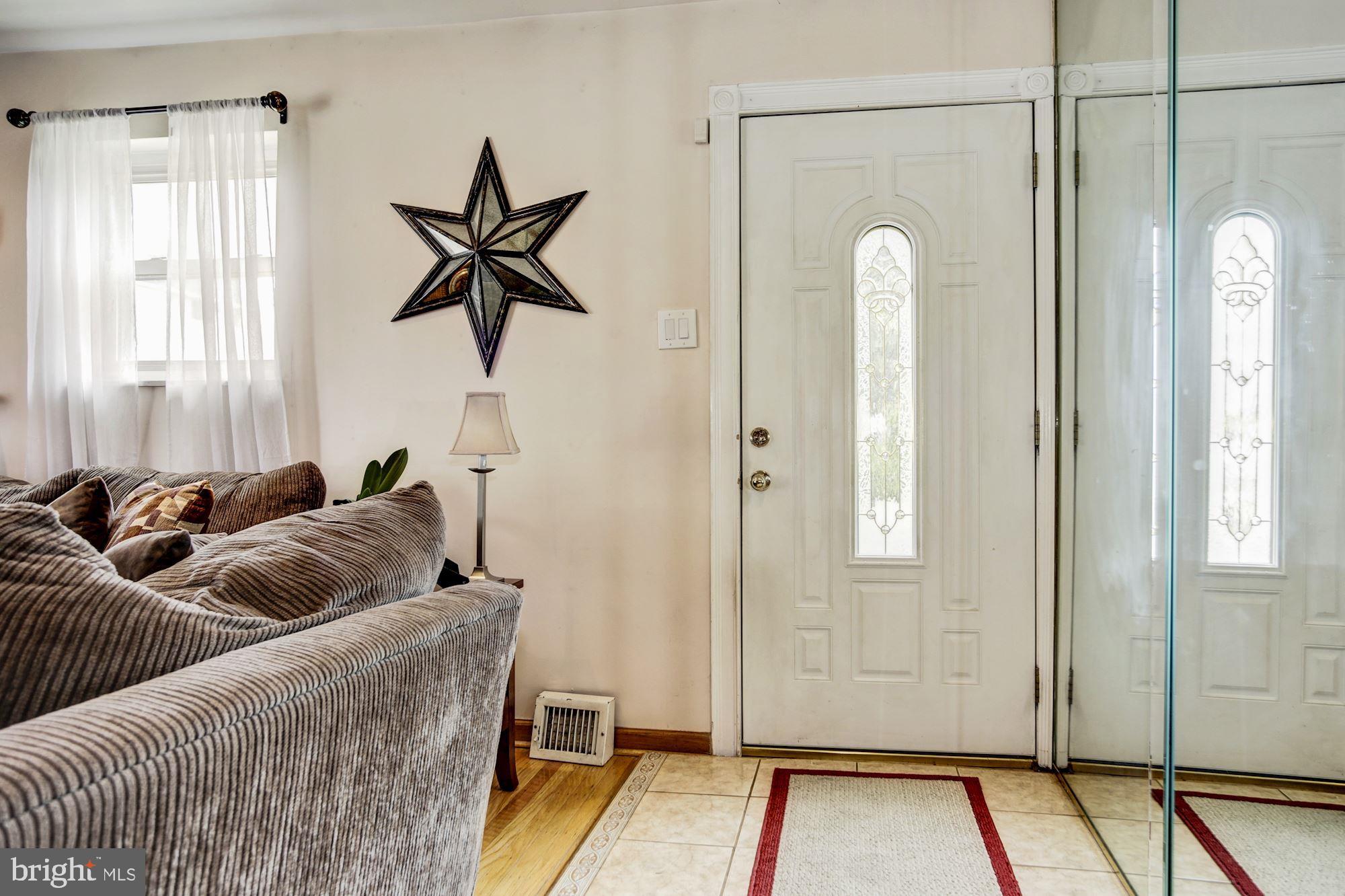 3154 Derry Road Philadelphia, PA 19154 - Photo 6 of 28 Gallery Image 6