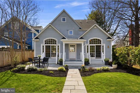 $1,389,900 | 509 West Montgomery Avenue, Rockville, MD 20850