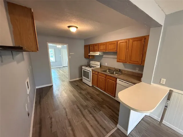 $1,525 | 4328 Lubbock Avenue, Fort Worth, TX 76115