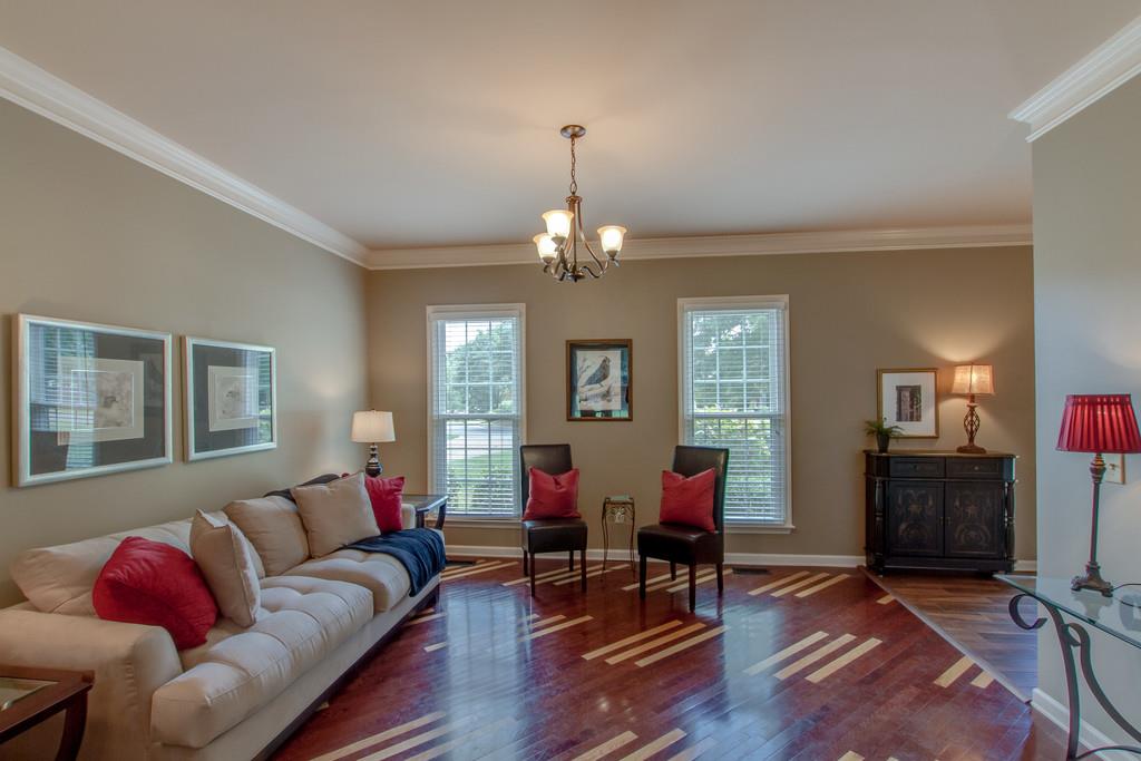 611 Rutherford Lane Franklin, TN 37064 - Photo 5 of 29 Gallery Image 5