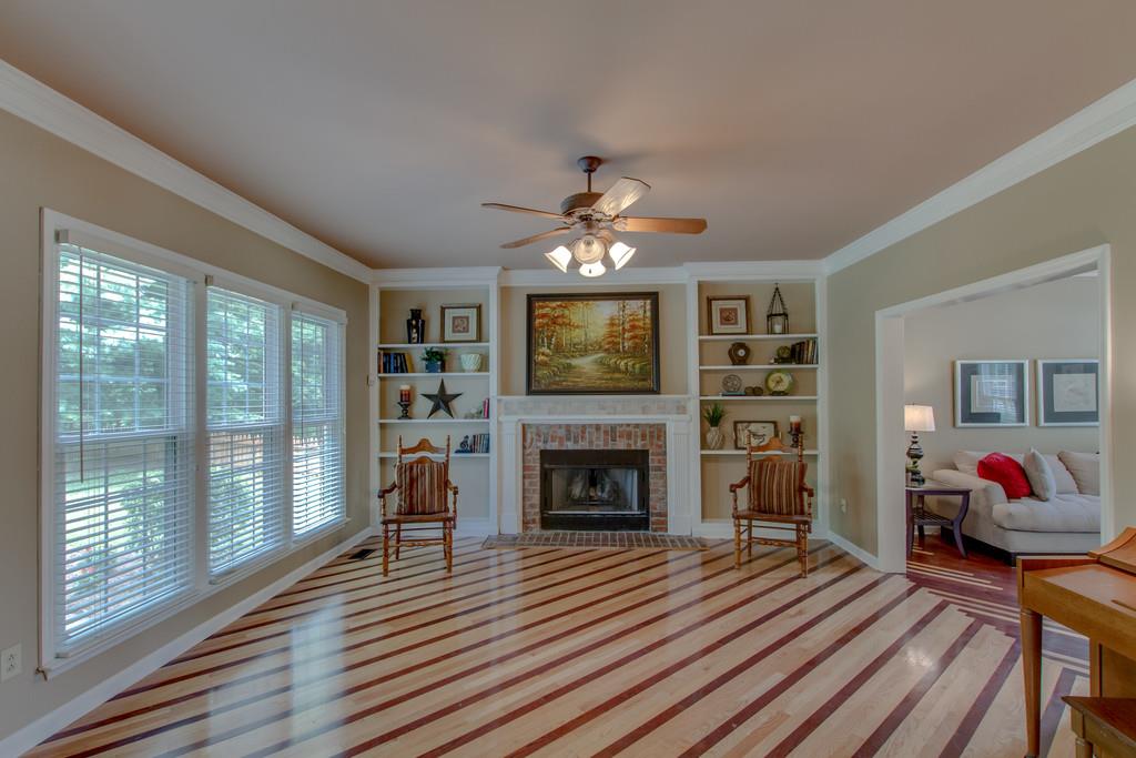 611 Rutherford Lane Franklin, TN 37064 - Photo 6 of 29 Gallery Image 6