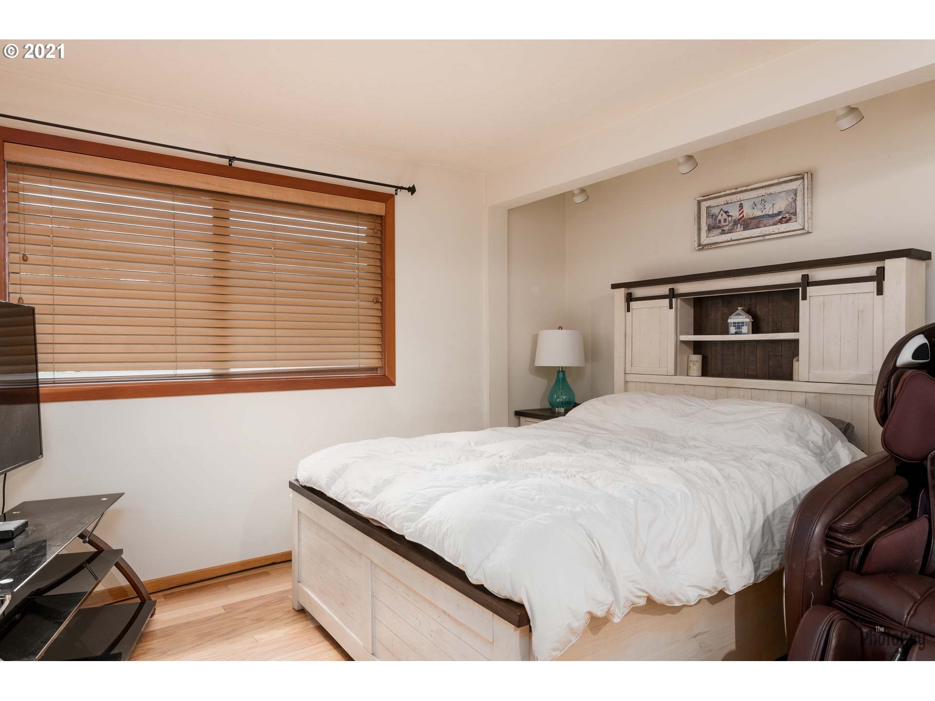 2400 Spring Boulevard Eugene, OR 97403 - Photo 12 of 32 Gallery Image 12