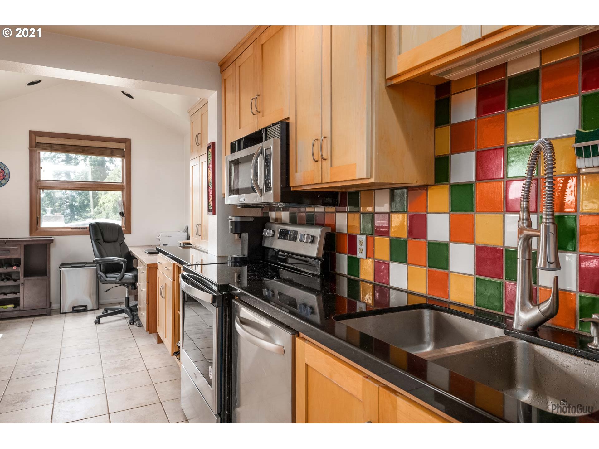 2400 Spring Boulevard Eugene, OR 97403 - Photo 7 of 32 Gallery Image 7