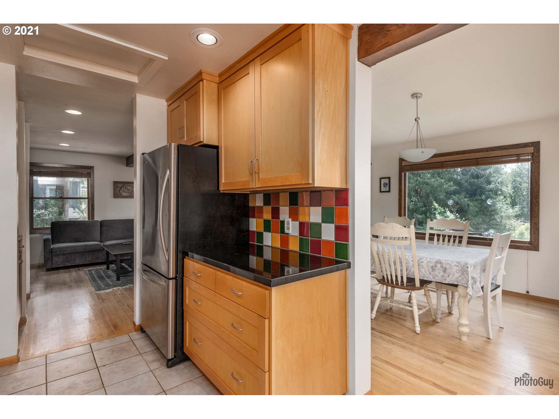 2400 Spring Boulevard Eugene, OR 97403 - Photo 10 of 32 Gallery Image 10