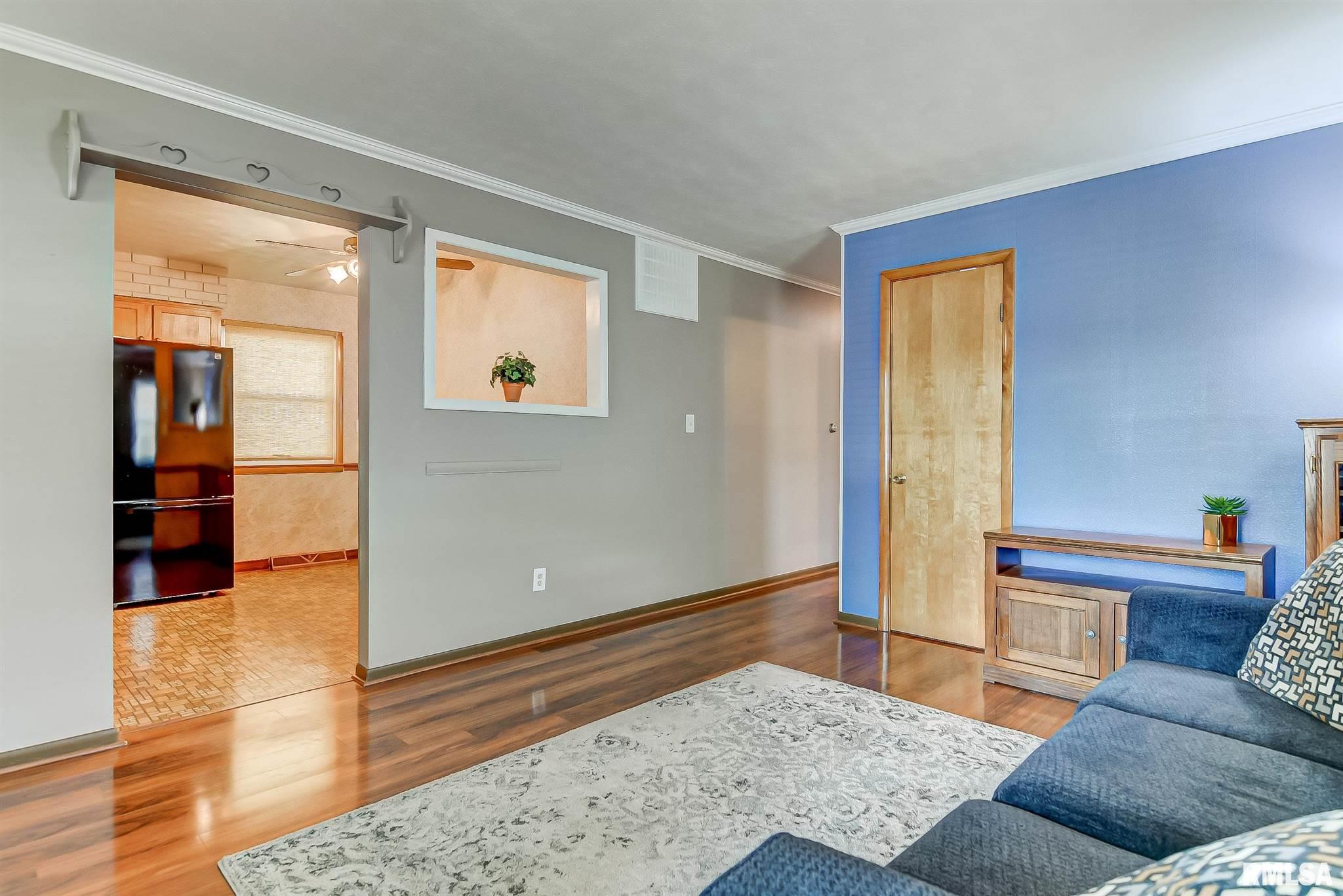 2260 East Watch Avenue Springfield, IL 62702 - Photo 20 of 31 Gallery Image 20