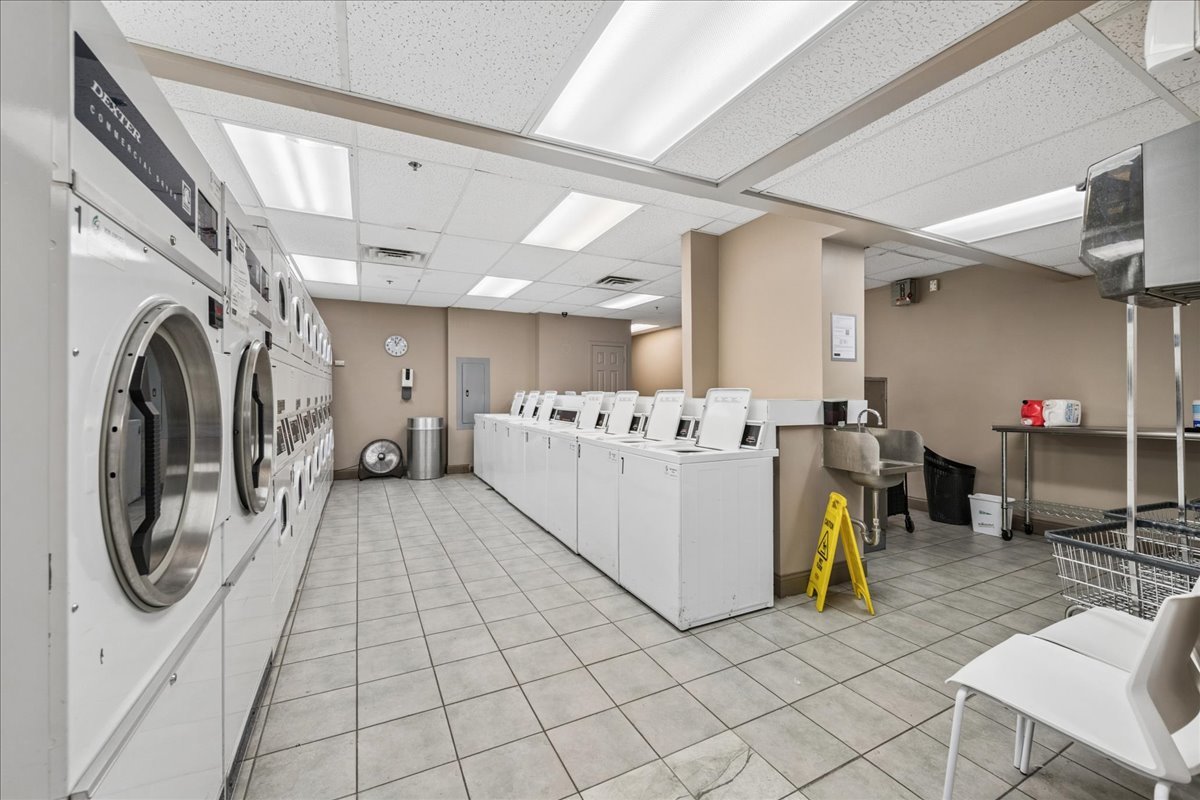5320 North Sheridan Road, Unit 1911 Chicago, IL 60640 - Photo 10 of 26