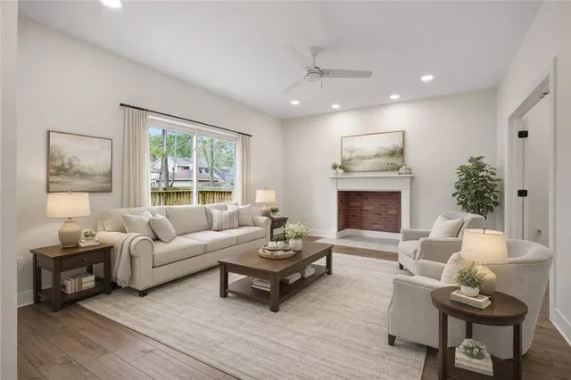 $399,900 | 209 Richland Drive East, Mandeville, LA 70448