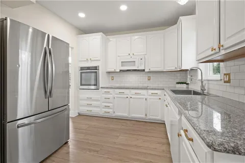 $359,900 | 209 Richland Drive East, Mandeville, LA 70448