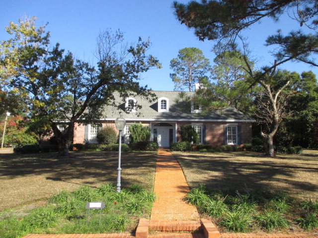 3201 Foxridge Road Dothan, AL 36303 - Photo 1 of 1 Main View
