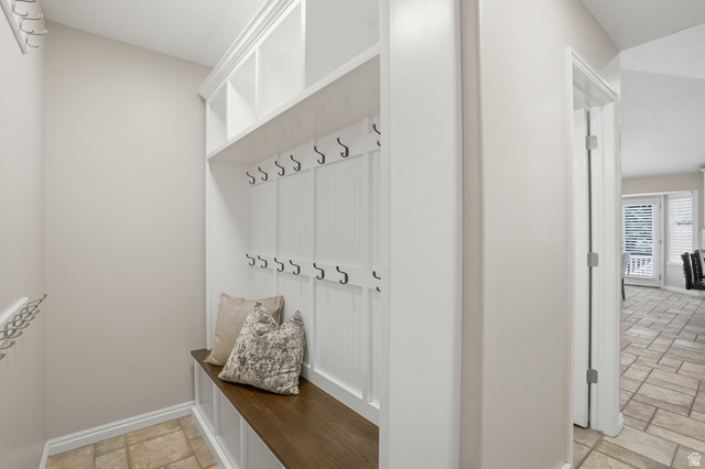 10866 Marsha Kaye Circle Sandy, UT 84070 - Photo 22 of 49