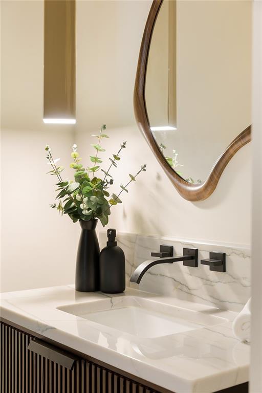 3156 Zion Street Scottdale, GA 30079 - Photo 9 of 48 a vase of flowers sitting on a table