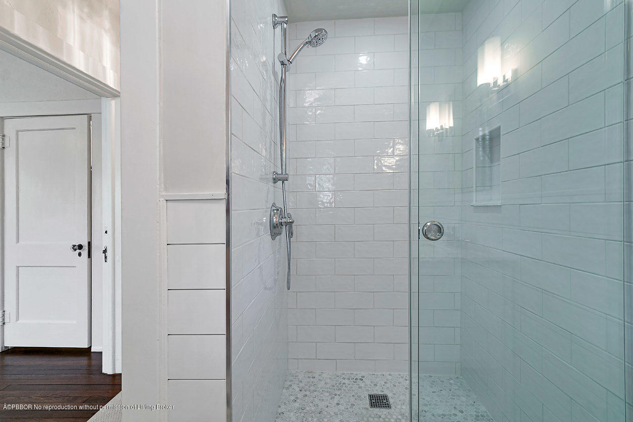 231 Dyer Road West Palm Beach, FL 33405 - Photo 31 of 45 a bathroom with a shower
