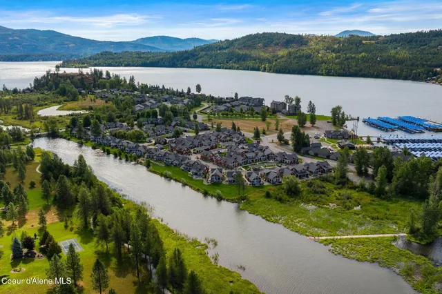 $765,000 | 511 Guthrie Place, Unit 502, Dover, ID 83825