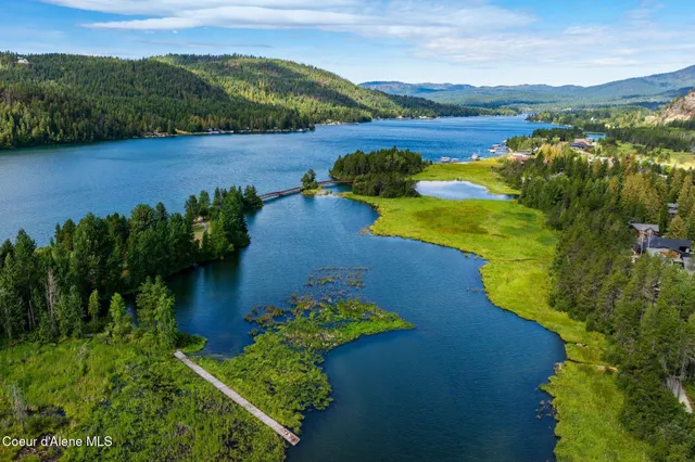 $765,000 | 511 Guthrie Place, Unit 502, Dover, ID 83825