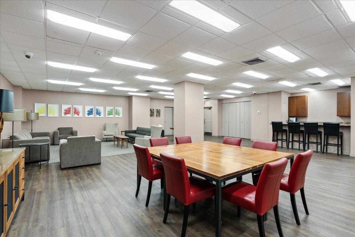 3930 North Pine Grove Avenue, Unit 809 Chicago, IL 60613 - Photo 31 of 35