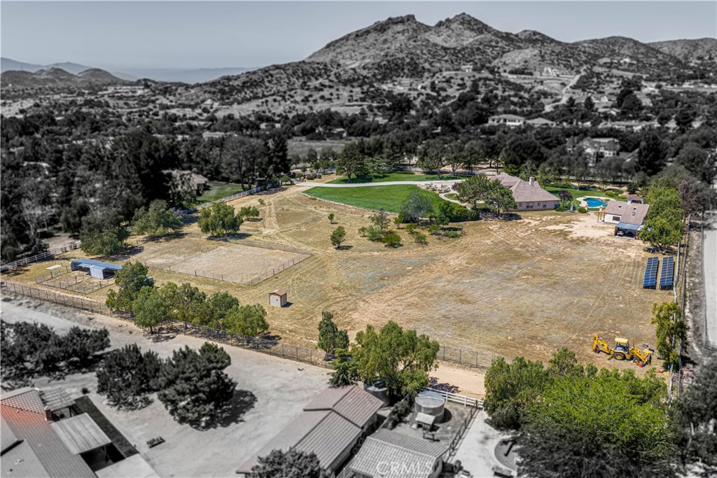33202 Drill Road Agua Dulce, CA 91390 - Photo 70 of 71 Saddleback views