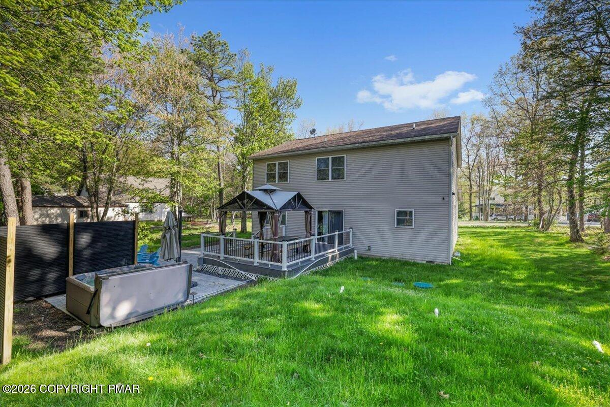 3223 Willow Grove Road Pocono Summit, PA 18346 - Photo 32 of 34 Back of Home