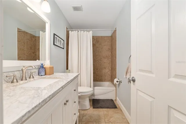 $349,900 | 3515 Northwest 39 Place, Gainesville, FL 32605