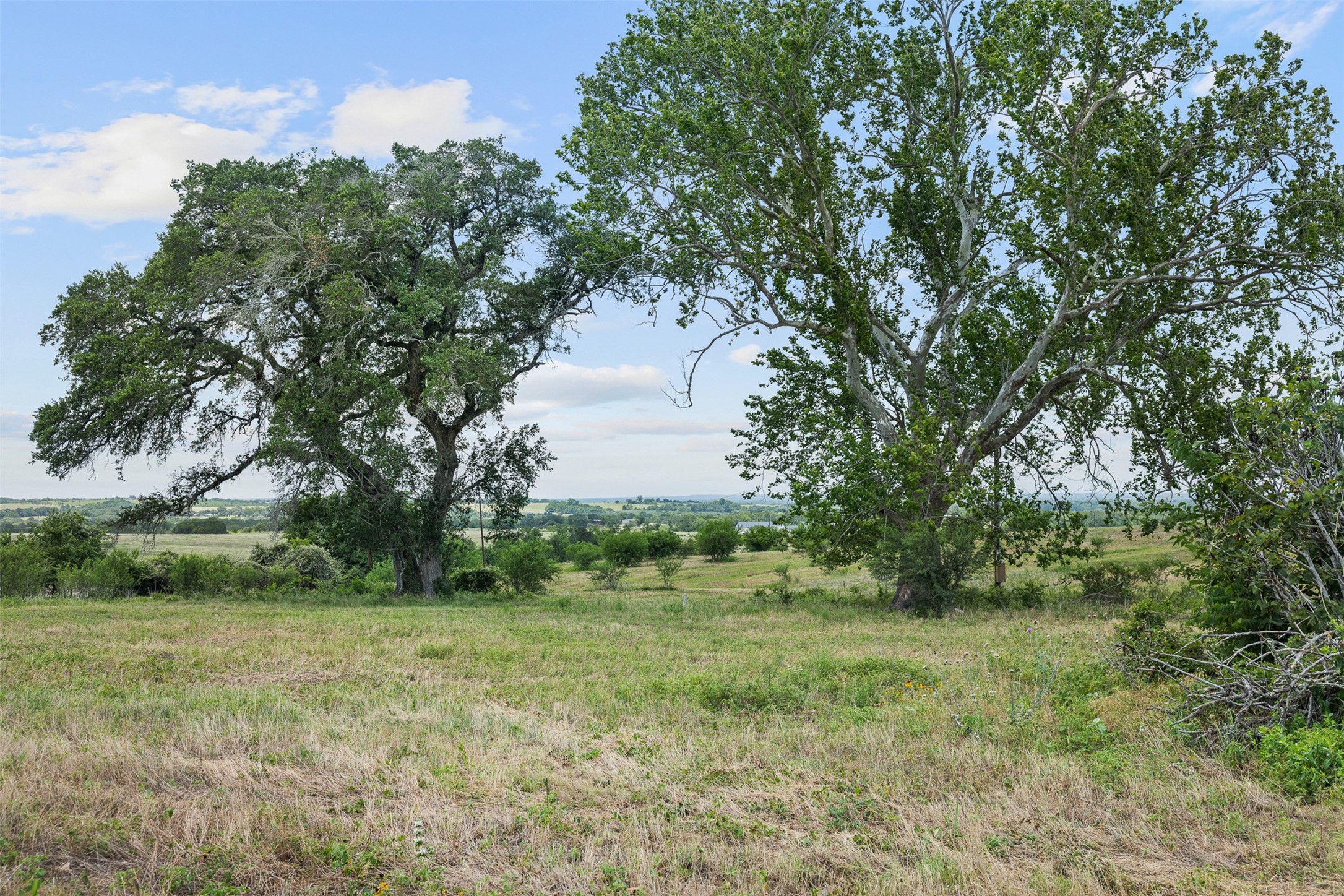 13041 Seydler Road Weimar, TX 78962 - Photo 7 of 25