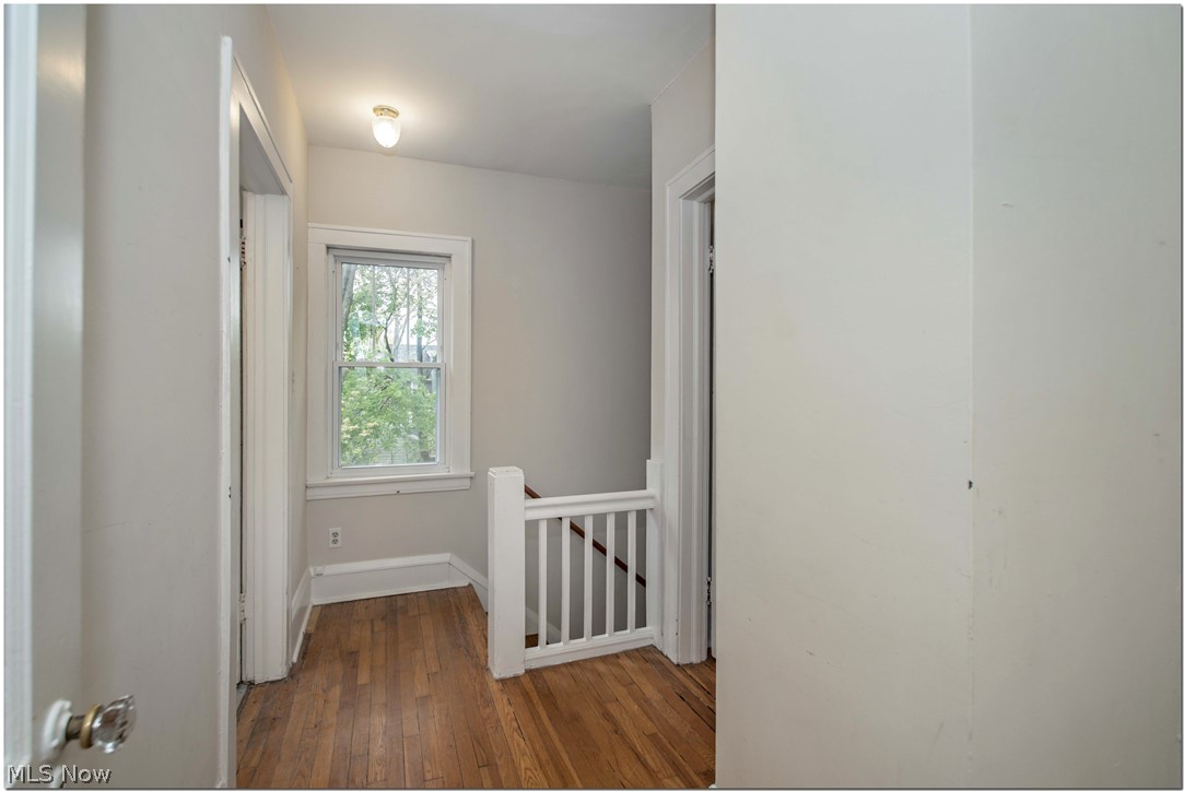 3079 Berkshire Road Cleveland, OH 44118 - Photo 17 of 31