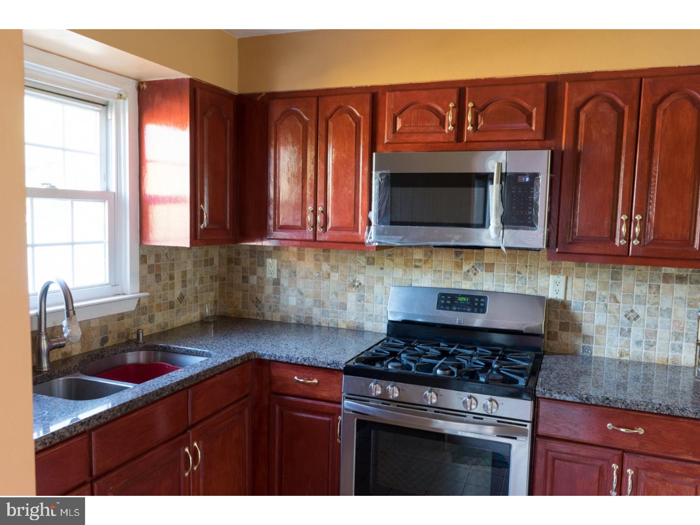 442 East Mill Road Maple Shade, NJ 08052 - Photo 13 of 25
