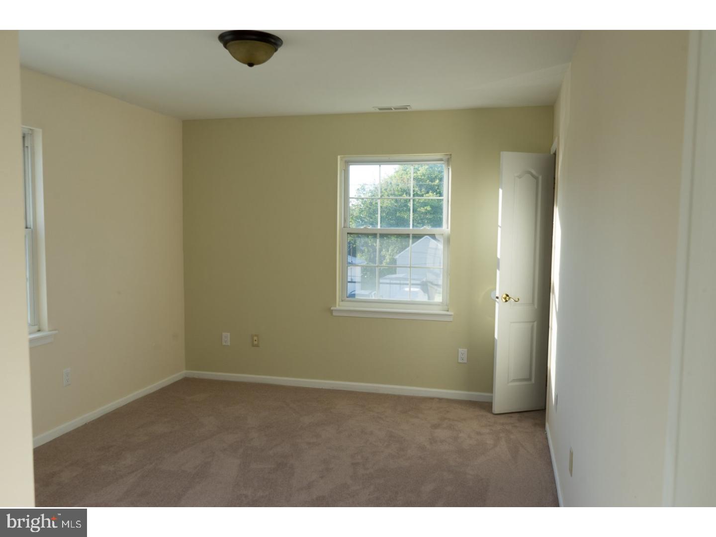 442 East Mill Road Maple Shade, NJ 08052 - Photo 18 of 25